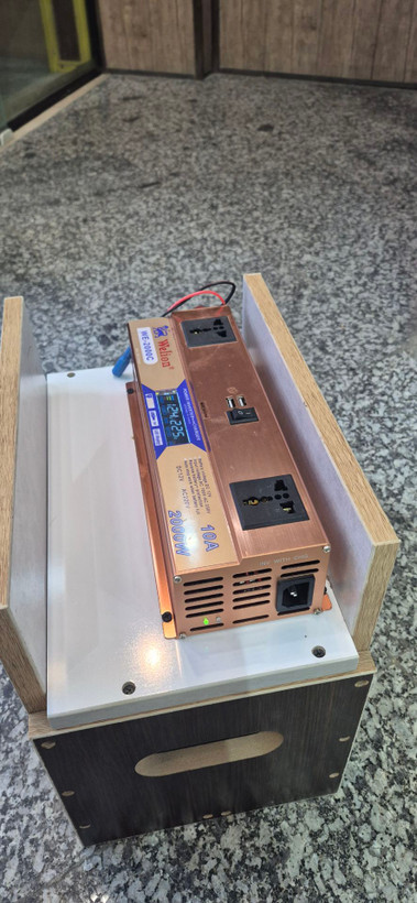 UPS ( پاور استیشن ) 2000 وات 2000W